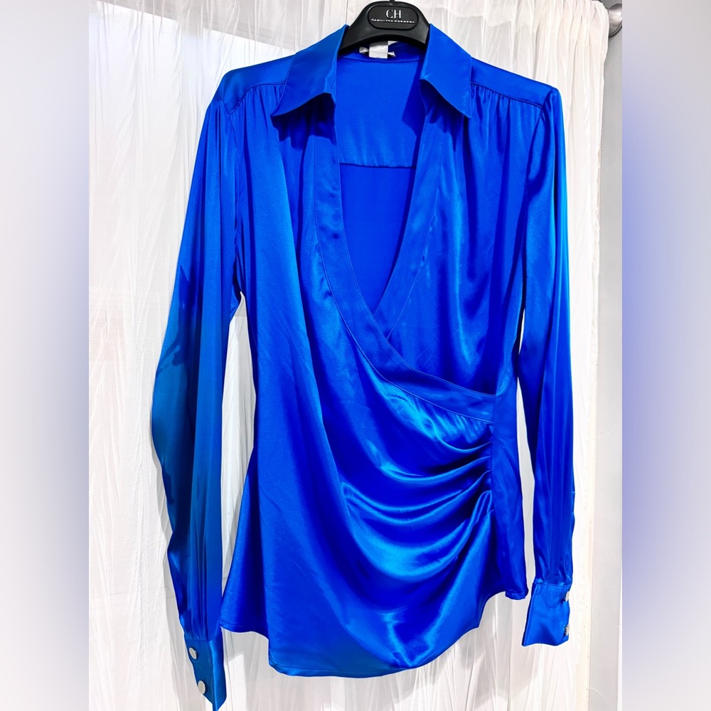 Caché brand , blouse size M , color electric blue 100% silk